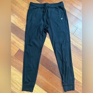 Born Primitive Women’s Recovery jogger. Black. Size small.